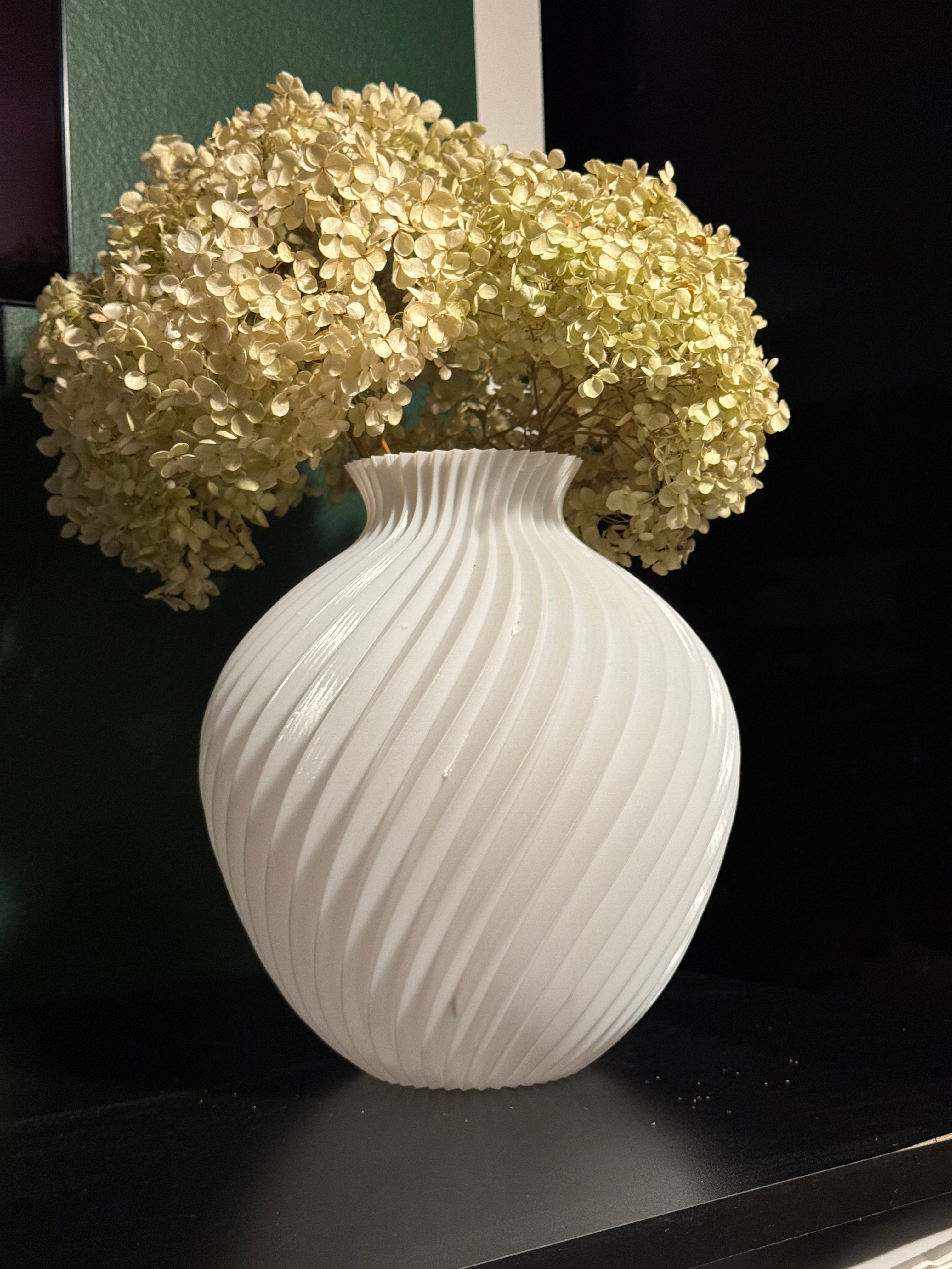 Spiral vase