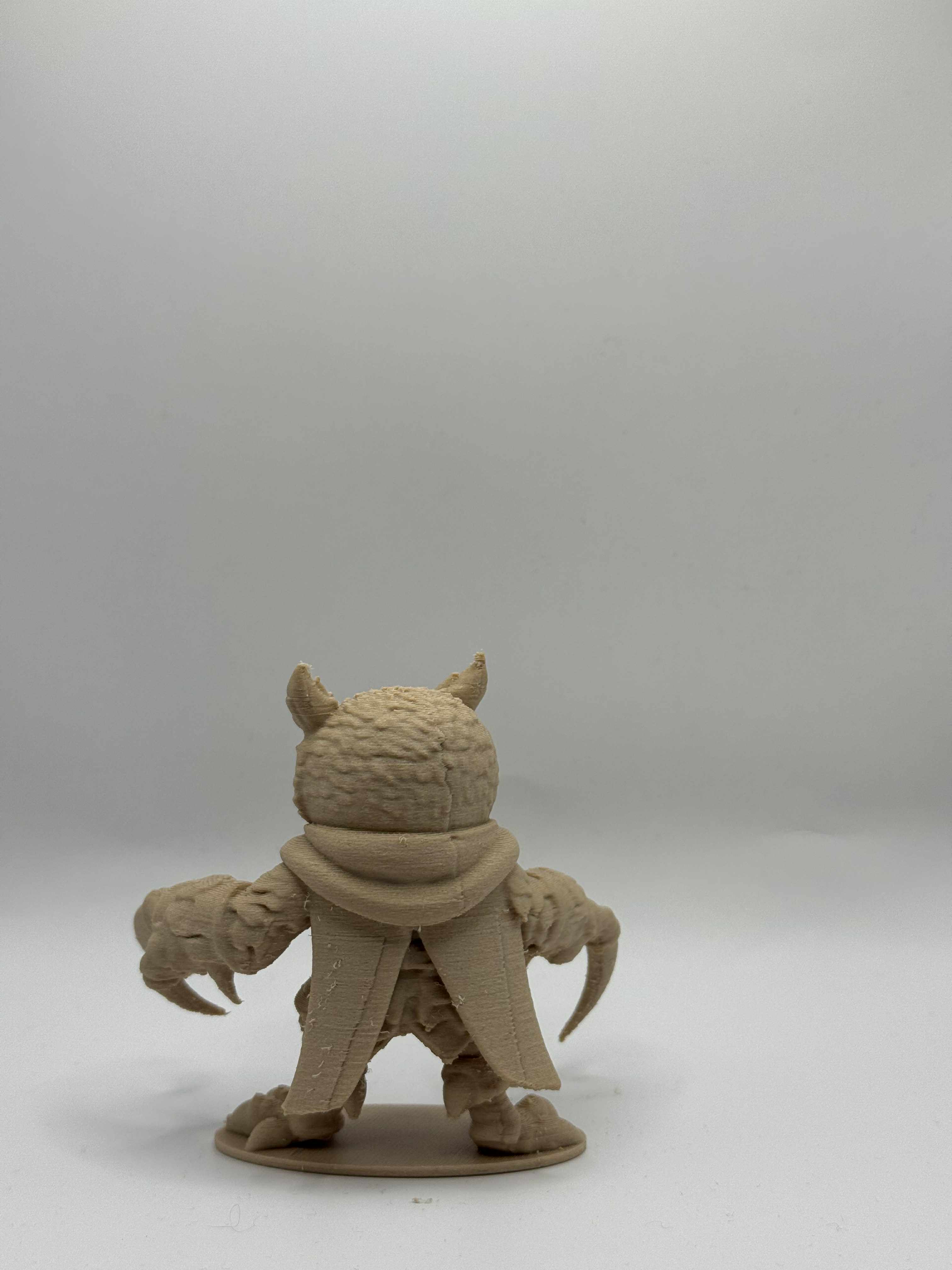 Ugle med lange kløer