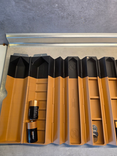 3D-printet batteriholder foldet ud