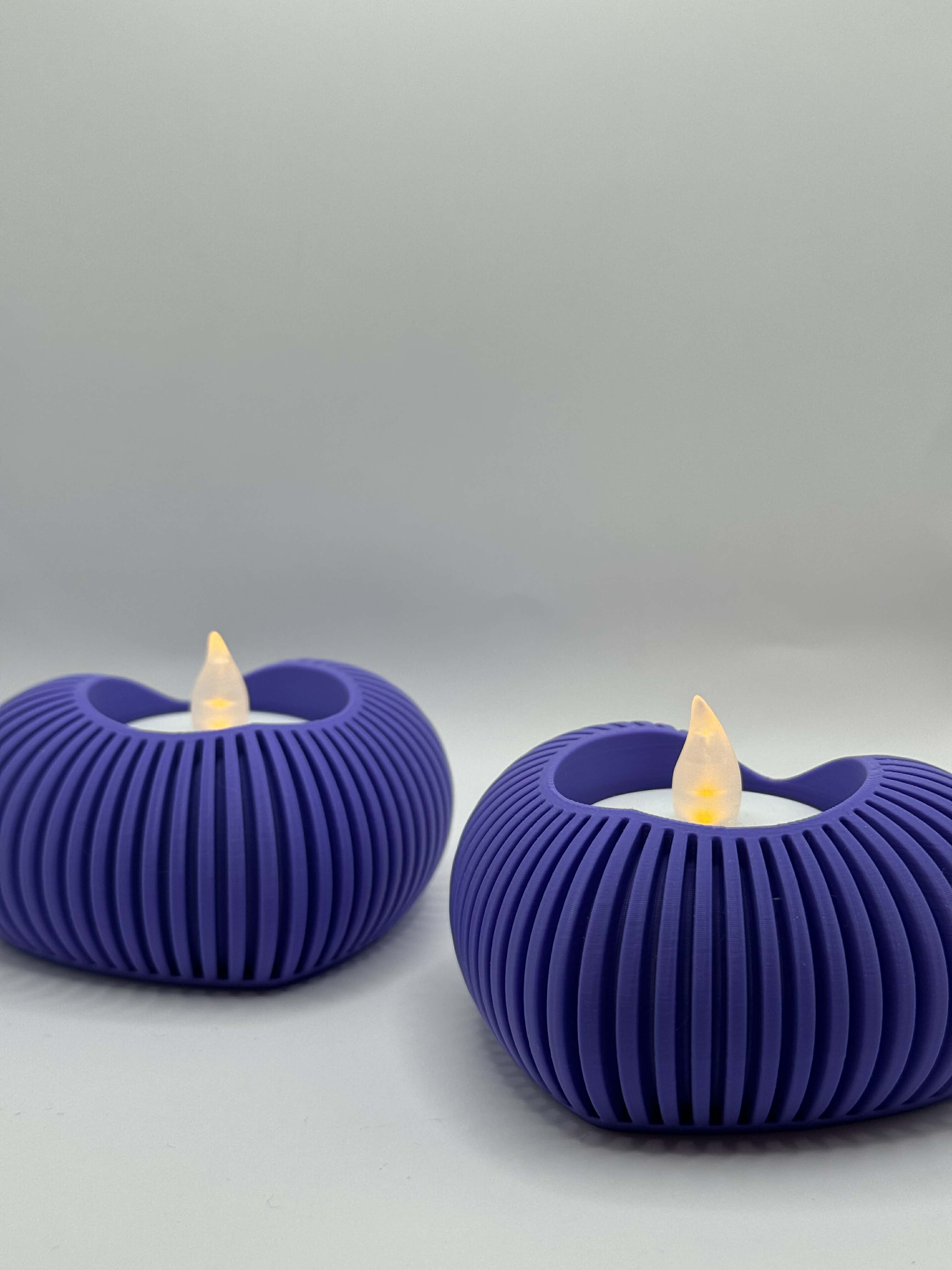 Lysestage formet som et hjerte