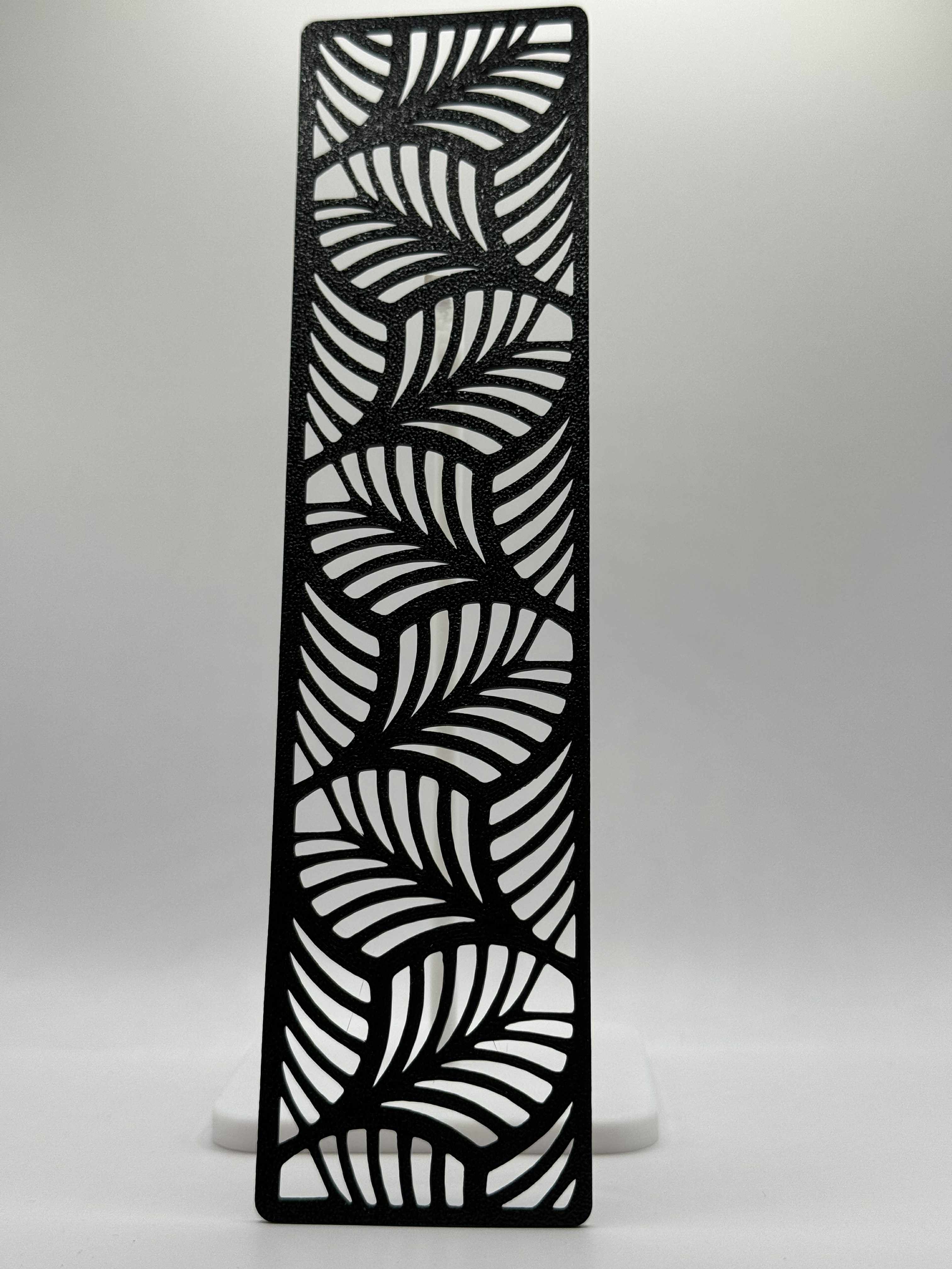 Bogmærke med blad mønster i sort og blå