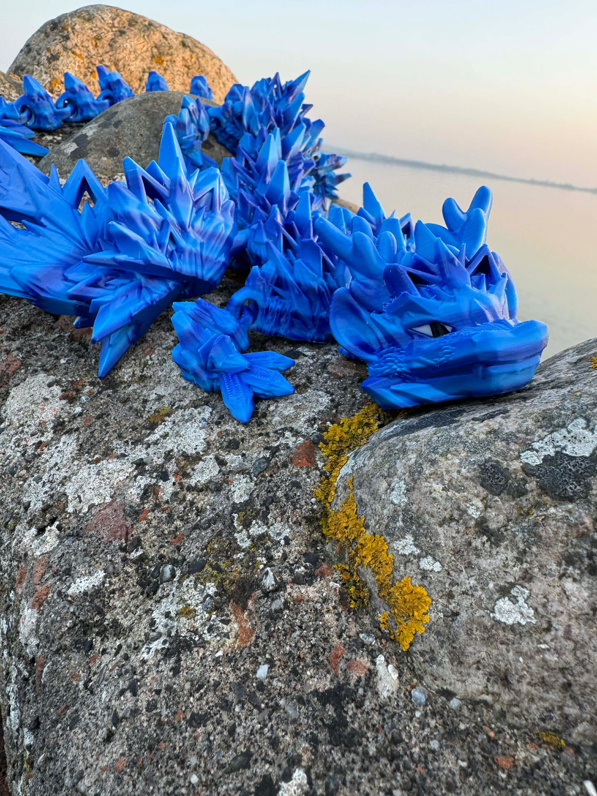 Isdrage i blå, lyseblå og marineblå