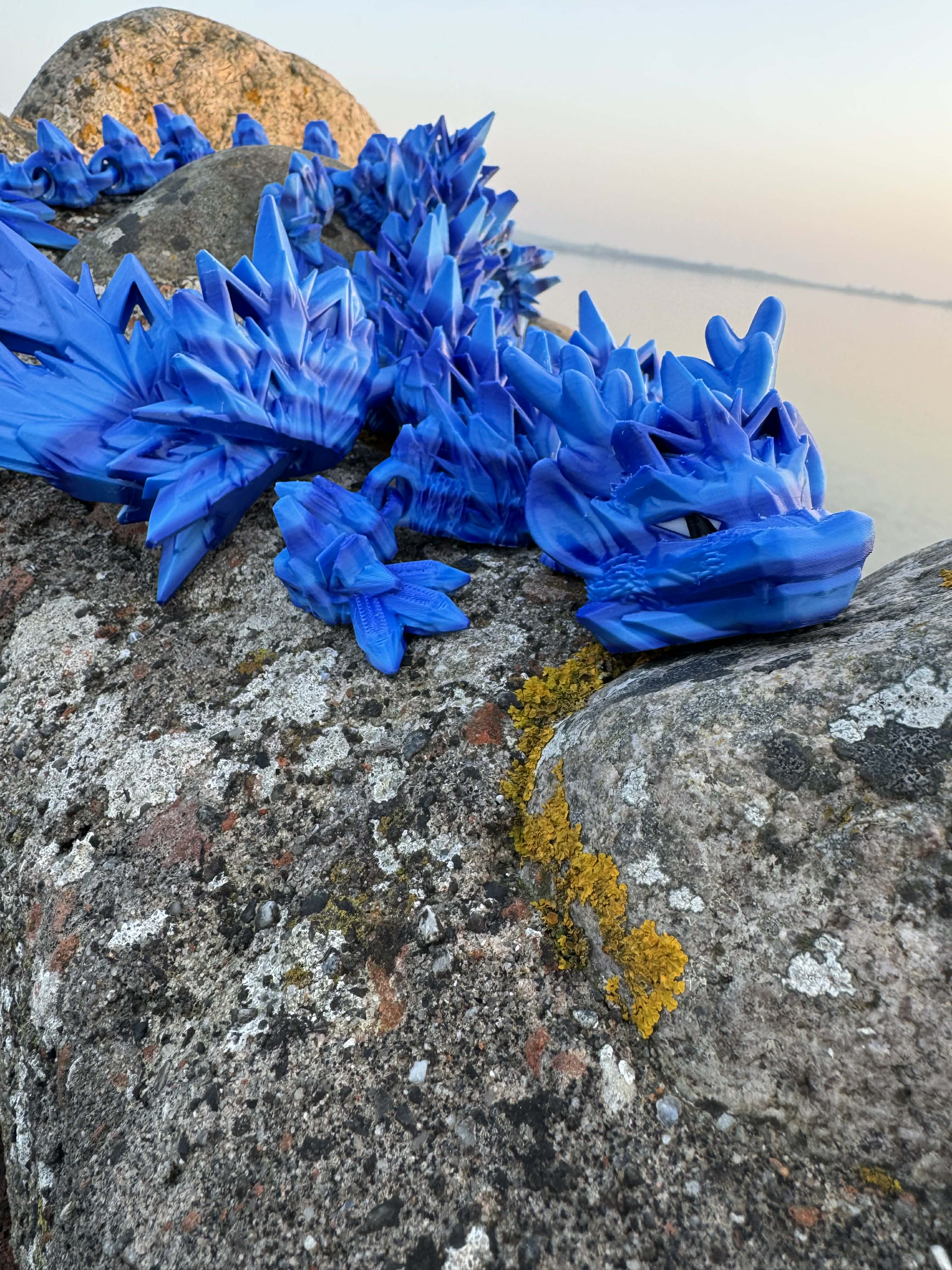 Isdrage i blå, lyseblå og marineblå