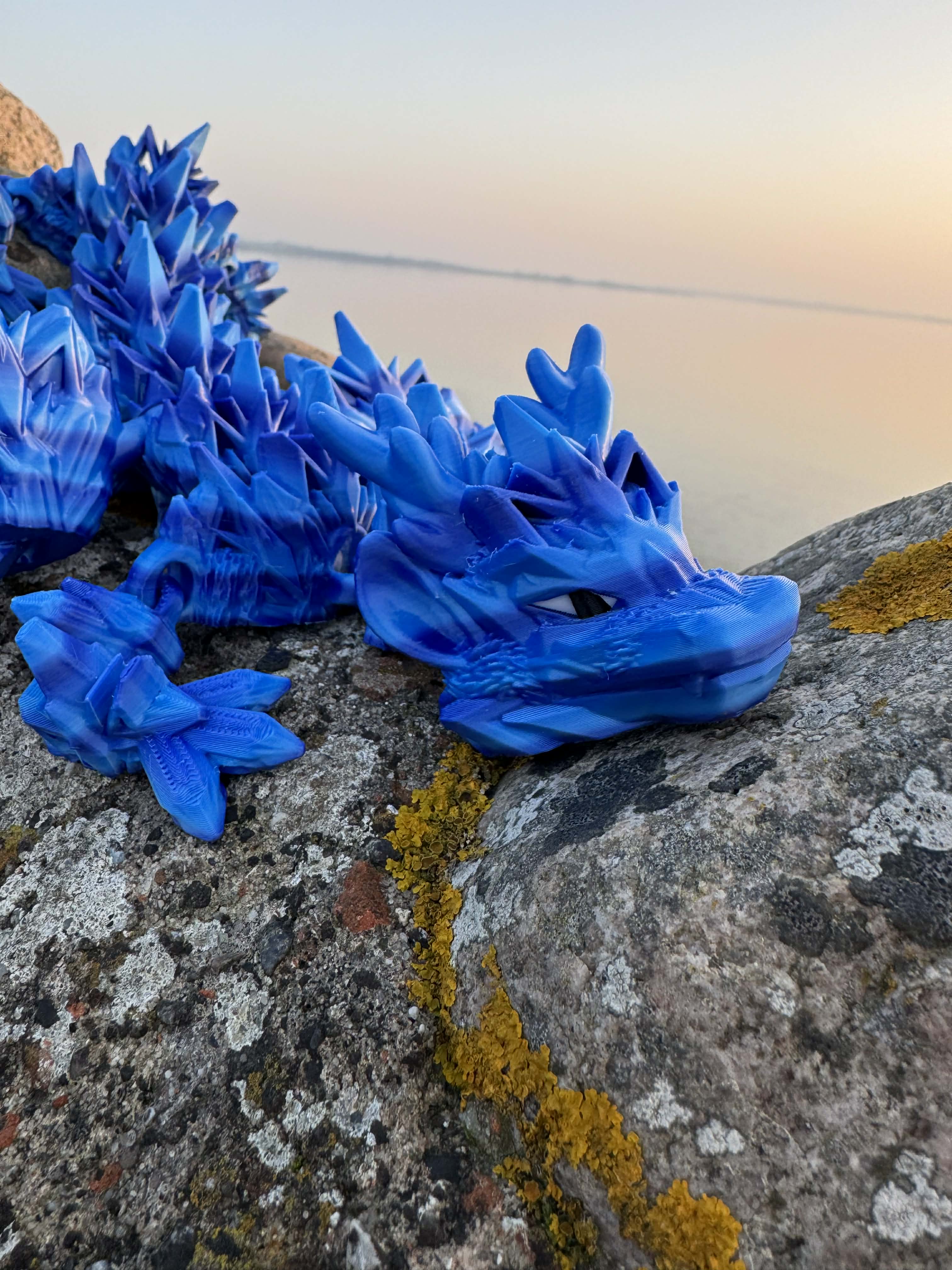 Isdrage i blå, lyseblå og marineblå